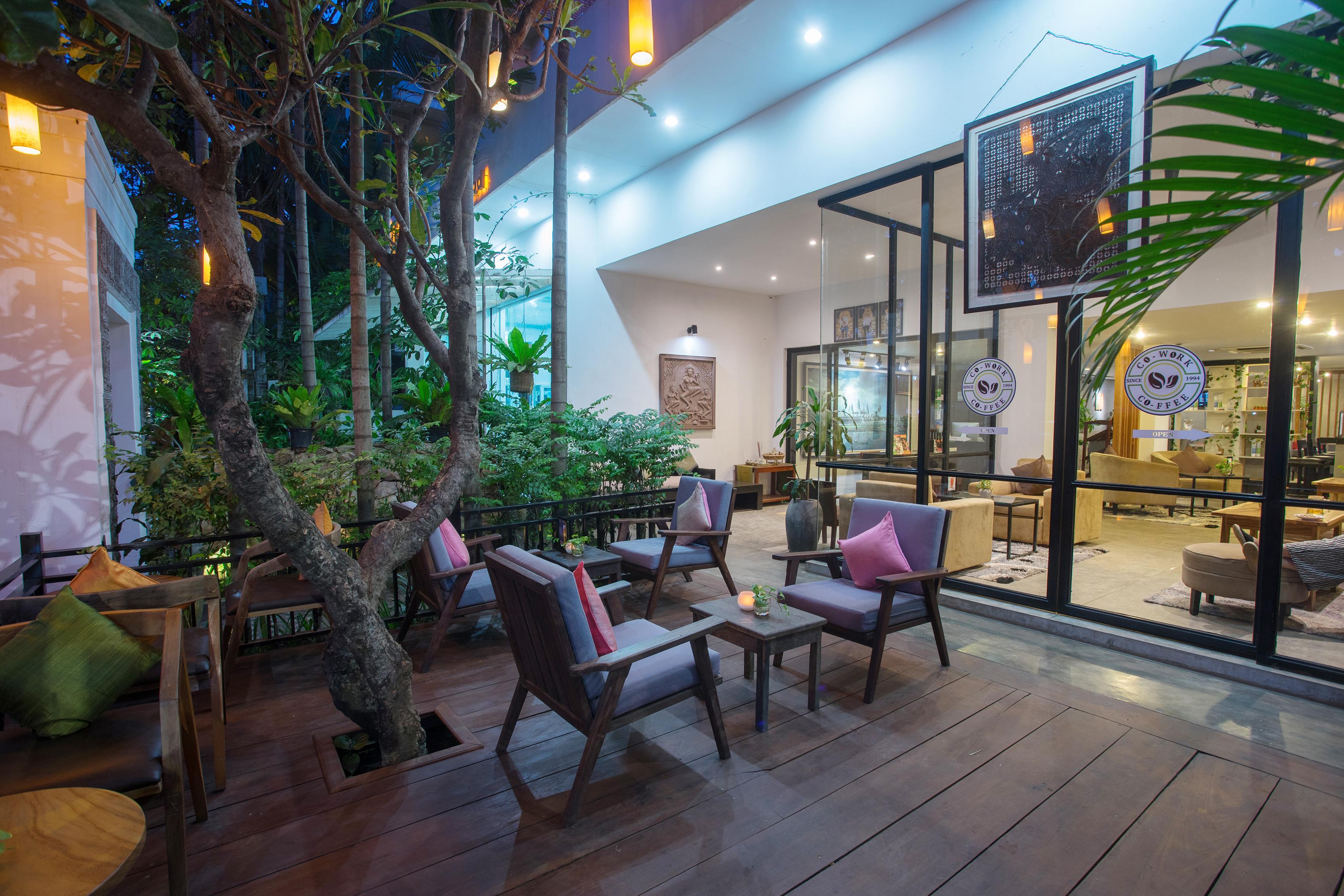 จีแซด เออร์เบิร์น โฮเต็ล Hotel เสียมราฐ ภายนอก รูปภาพ